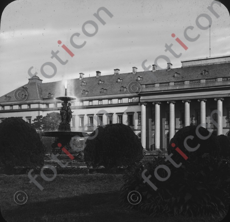 Kurfürstliches Schloss in Koblenz | Electoral Palace in Koblenz (simon-195-005-sw.jpg)